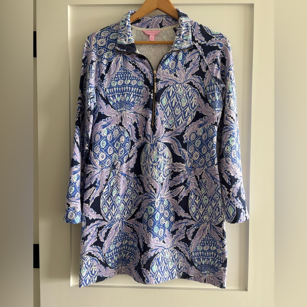 SIZE SMALL COTTON LILY DRESS OR COVERUP. IN EXCELLENT CONDITION.